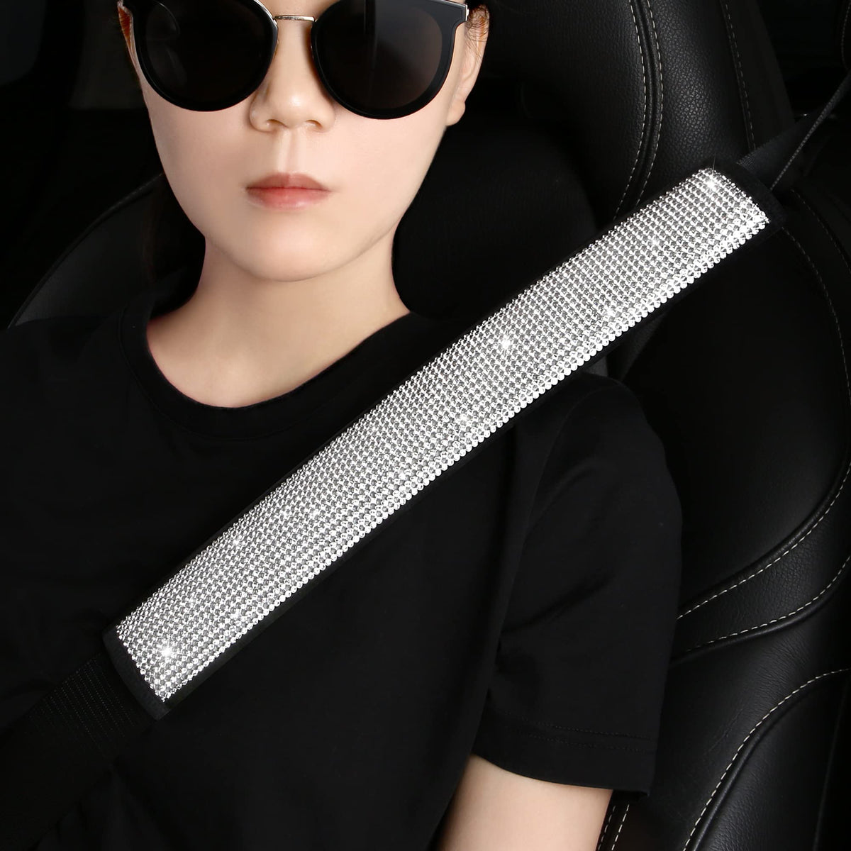 HighnessHwoo Bling Car Seatbelt Covers for Women Girls, Rhinestone Crystal Velvet Seat Belt Cushion Pad Cover Protector, Diamond Shine Safety Shoulder Pad, Car Interior Accessories, 2pcs, Pink, 25cm