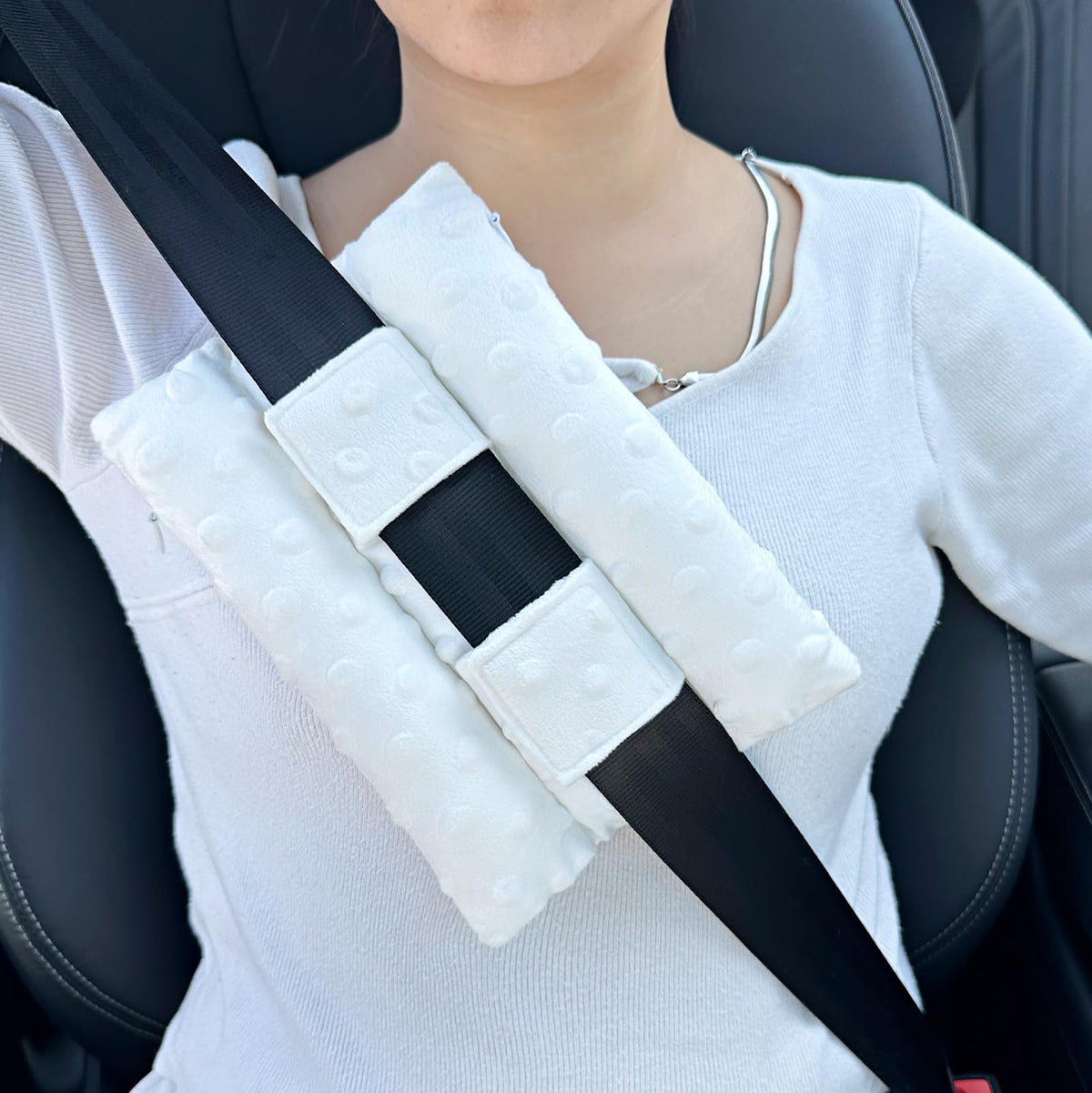 Chemo Port Pillows for Patients Seatbelt, Chemo Port Protector Pacemaker Seat Belt Cushion, Chemotherapy Must Haves Chemo Gifts Men Women Cancer, Minky Dot Gray