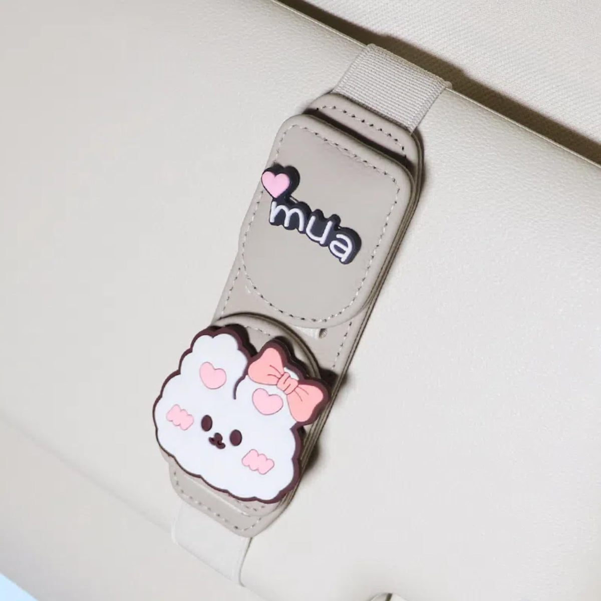 Car Sunglasses Holder Eyeglass Clip with Sun Visor Storage for Cards Magnetic Eyewear Clamp Car Decor