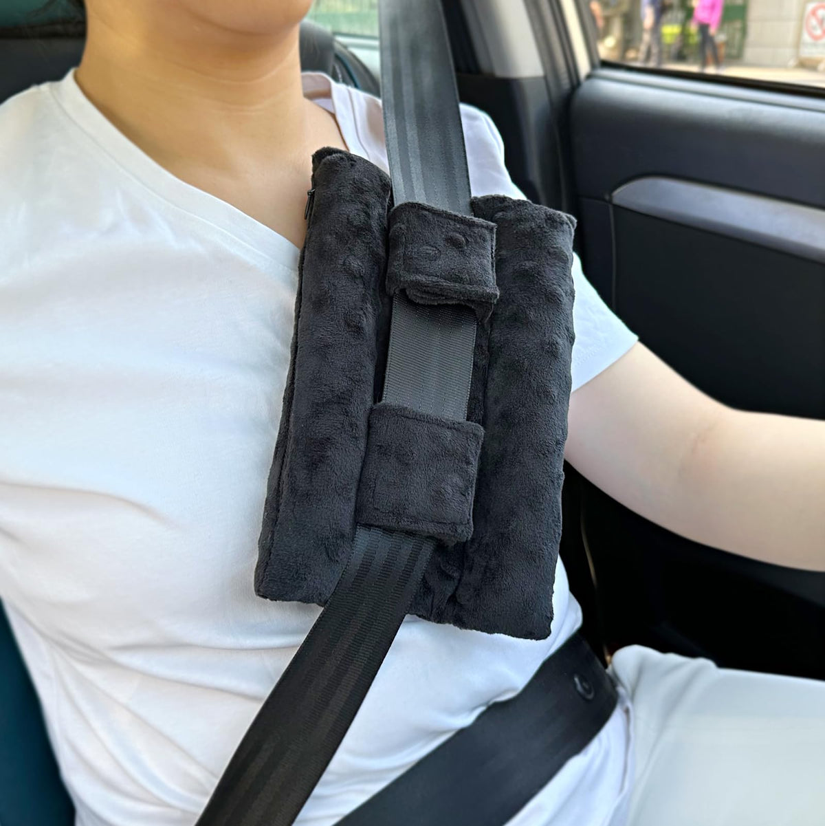 Chemo Port Pillows for Patients Seatbelt, Chemo Port Protector Pacemaker Seat Belt Cushion, Chemotherapy Must Haves Chemo Gifts Men Women Cancer, Minky Dot Gray