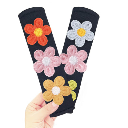 Cute Flower Car Seat Belt Shoulder Pad Cushions (2 in a Pack), Car Accessories Seat Belt Shoulder Strap Protector Universal Cover (White Pink)