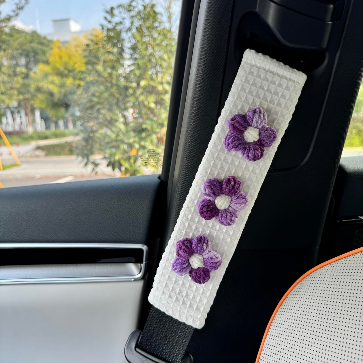 Cute Flowers Car Seat Belt Cover, Soft Seatbelt Cushion Pads, Shoulder Strap Protector, Car Accessories, Four Seasons Universal (4, Tulip)