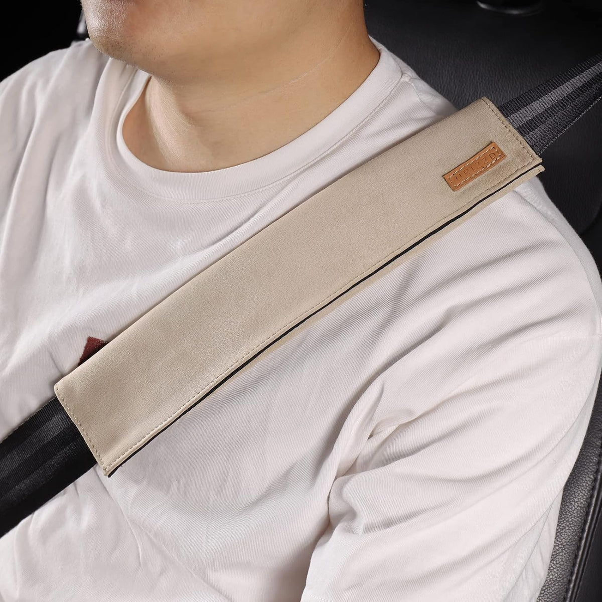 2 PCS Car Seatbelt Covers for Adults, Leather Seat Belt Cushion Shoulder Pad for Women, Car Accessories Protector for More Comfortable Driving (Apricot)