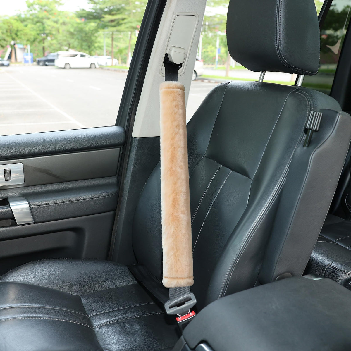 Amooca 2-Pack Real Wool Seatbelt Cover Authentic Sheepskin Shoulder Pad