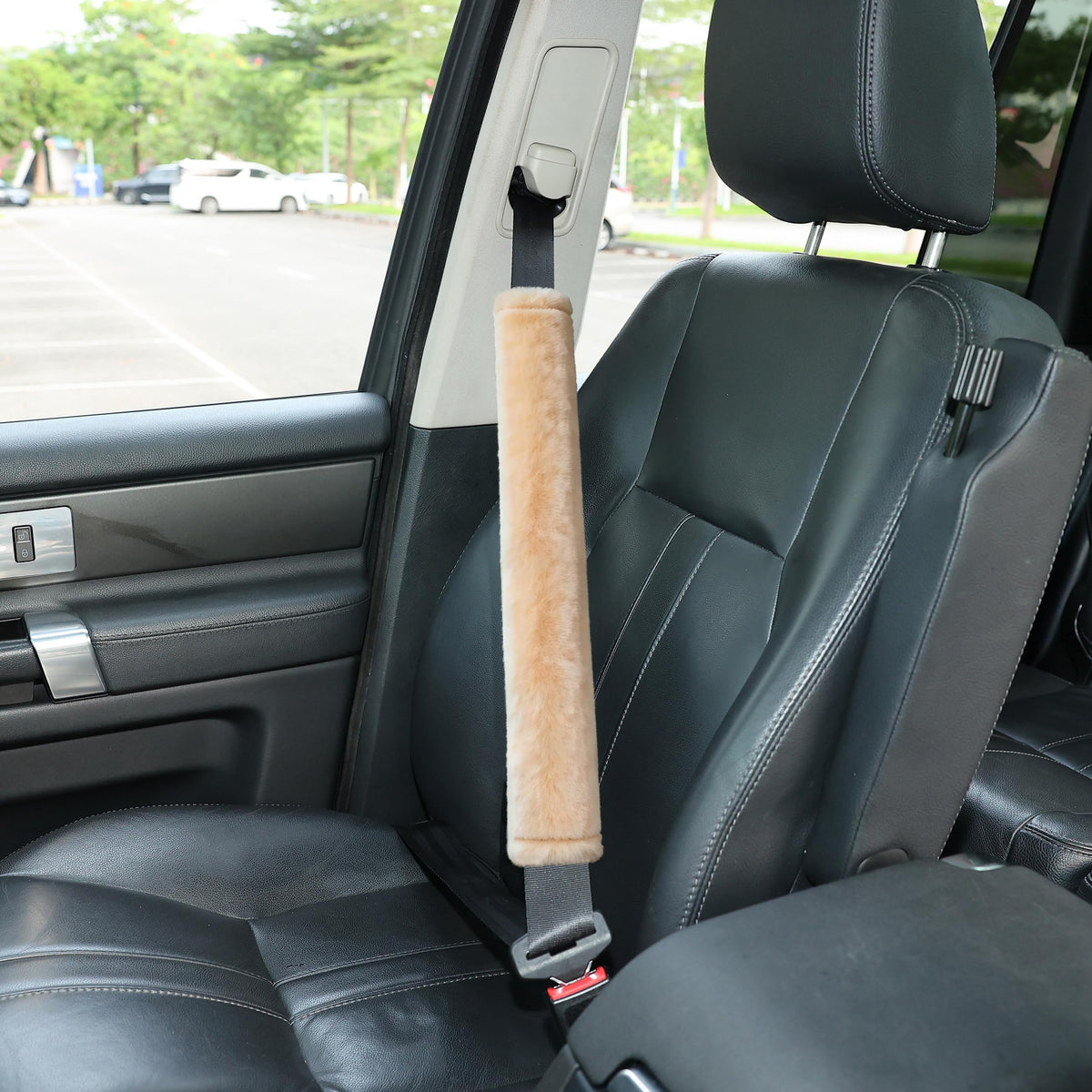 Amooca 2-Pack Real Wool Seatbelt Cover Authentic Sheepskin Shoulder Pad